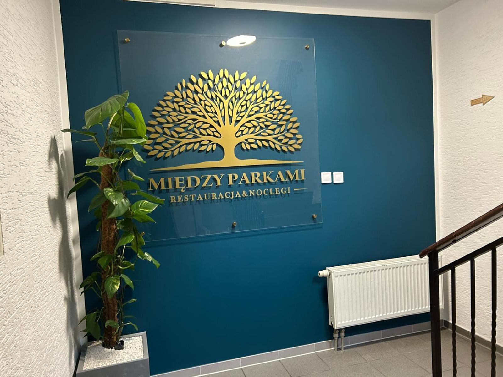 Noclegi Miedzy Parkami Milicz Buitenkant foto